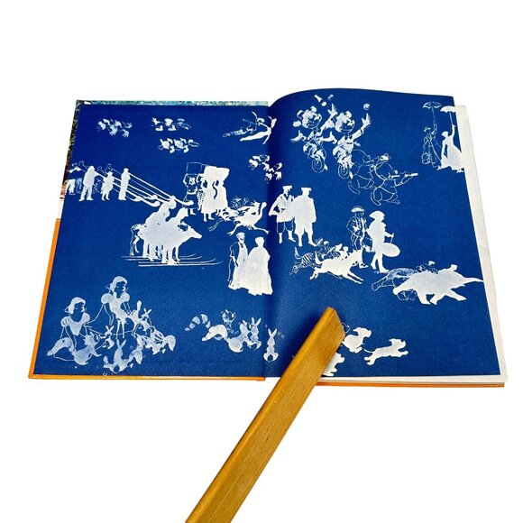 Le Monde Enchante de Walt Disney Nature & Contes Book Lot 2 Francais - Picture 4 of 14